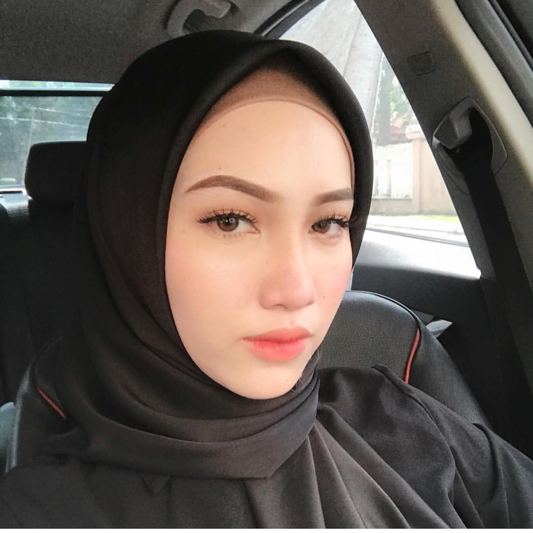 macam cantik je macam comel je