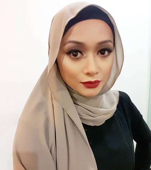 5 Artis Popular Malaysia Yang Berasal Dari Sarawak - Azhan.co