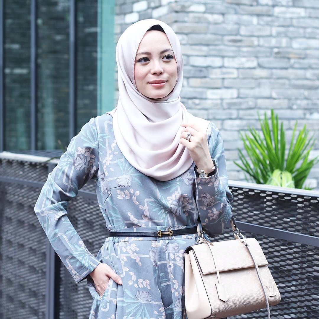 latar belakang vivy yusof