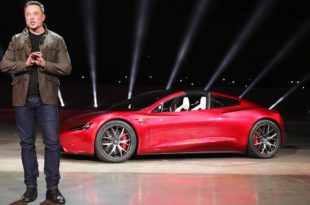 Elon Musk Dan Tesla Roadster2